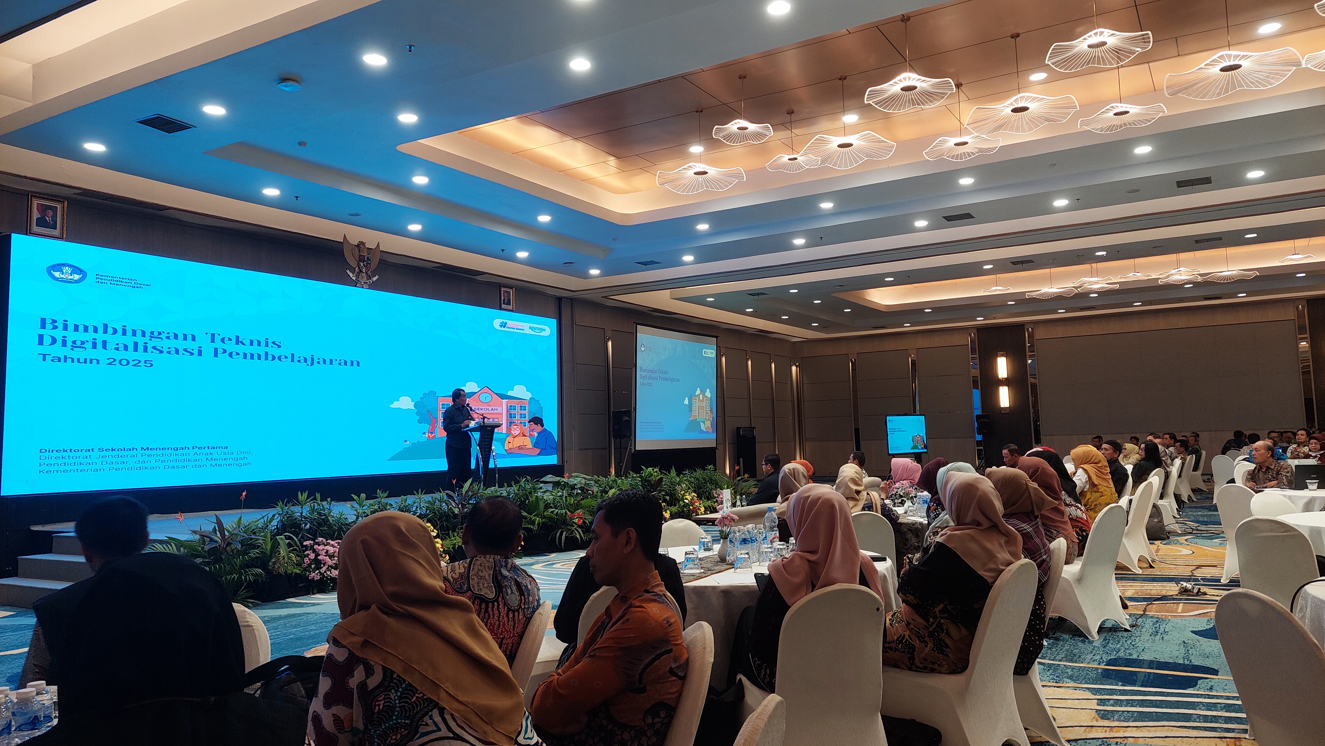 Pembukaan Bimtek Digitalisasi Pendidikan